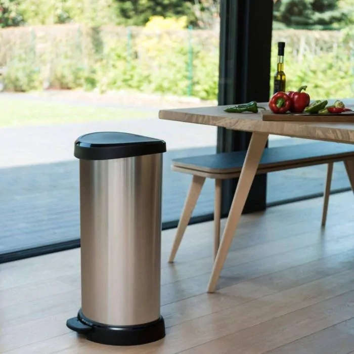 Cubo basura curver 40l 2025