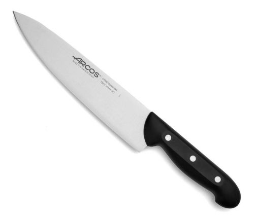 Cuchillo de Cocina con Mango Color Negro Serie Maitre 180 mm ARCOS 150800